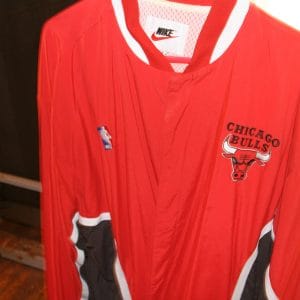 CHICAGO BULLS ORIGINAL GAME WORN WARM UP JACKET
