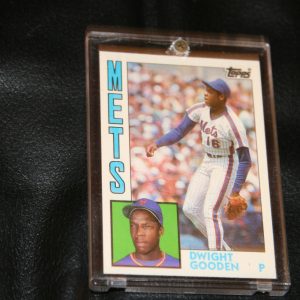 DWIGHT GOODEN TOPPS ROOKIE CARD