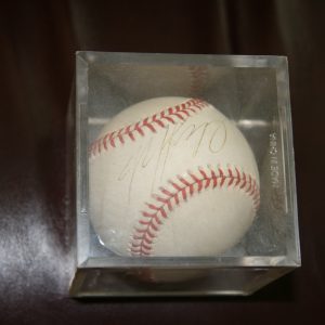 MIKE PIAZZA Autographed Baseball