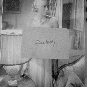 GRACE KELLY AUTOGCRAPHED CUT AUTHENTI