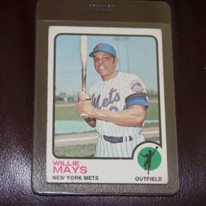 WILLIE MAYS TOPPS CARD