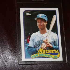 KEN GRIFFEY JR. TOPPS ROOKIE CARD
