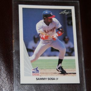 SAMMY SOSA LEAF ROOKIE CARD