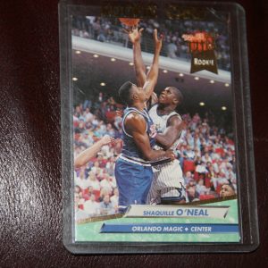 SHAQUILLE O'NEAL FLEER ROOKIE CARD
