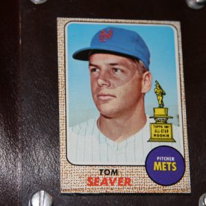 TOM SEAVER TOPPS 1967 ROOKIE CARD
