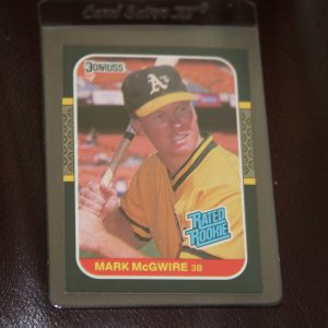 MARK McGWIRE DONRUSS ROOKIE CARD