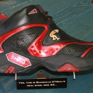 SHAQUILLE ONEAL ORIGINAL NBA GAME SHOE
