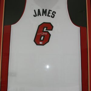 2013 LEBRON JAMES AUTOGRAPHED HOME ORIGINAL NBA JERSEY