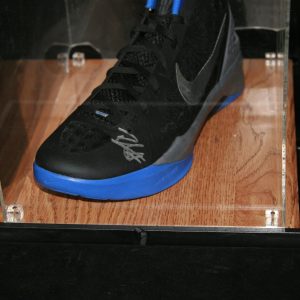 BLAKE GRIFFIN AUTOGRAPHED NBA GAME SHOE