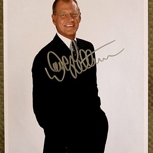 DAVID LETTERMAN AUTOGRAPHED ORIGINAL STUDIO PHOTO
