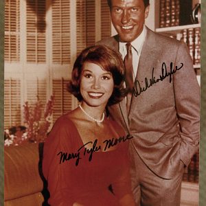 MARY TYLER MOORE & DICK VAN DAUTOGRAPHED PHOTOYKE