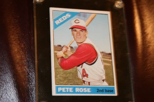 PETE ROSE TOPPS CARD