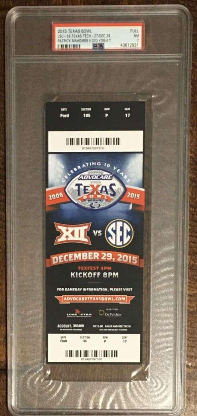 Patrick Mahomes Texas Bowl 4TDs Near-MINT (PSA)